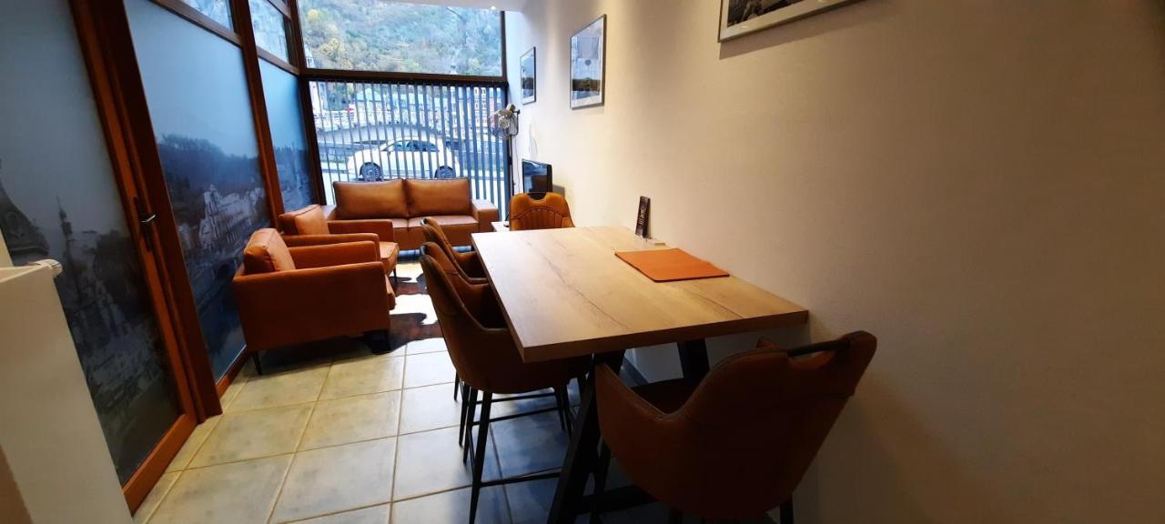 Appartement Nez Sur La Croisette. à Dinant Extérieur photo